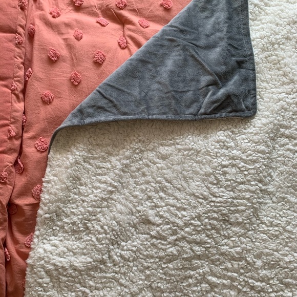 Weighted Blanket - Picture 5 of 5